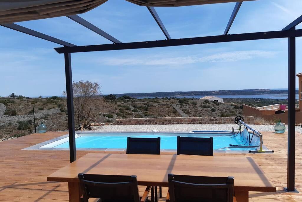 Maison Avec Vue Sur La Mer Et Avec Piscine A Fitou Exterior photo